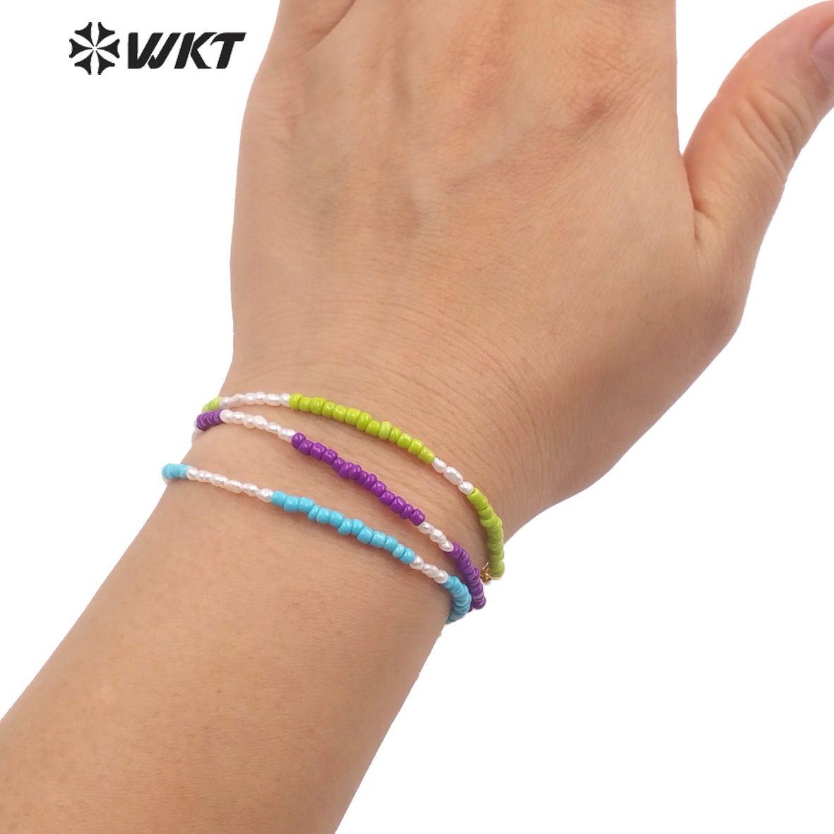 สร้อยข้อมือผู้หญิง WT-MPB079 ด - Ceramic Link Bracelet บทวิจารณ์และราคา