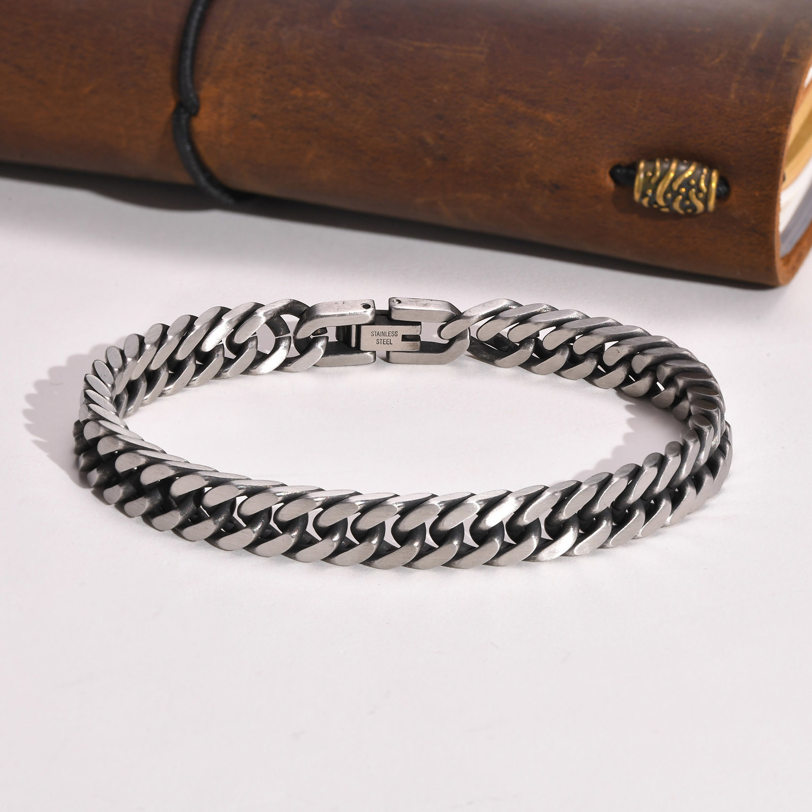 Vnox Chunky Retro Cuban CHAIN  - Ceramic Link Bracelet บทวิจารณ์และราคา