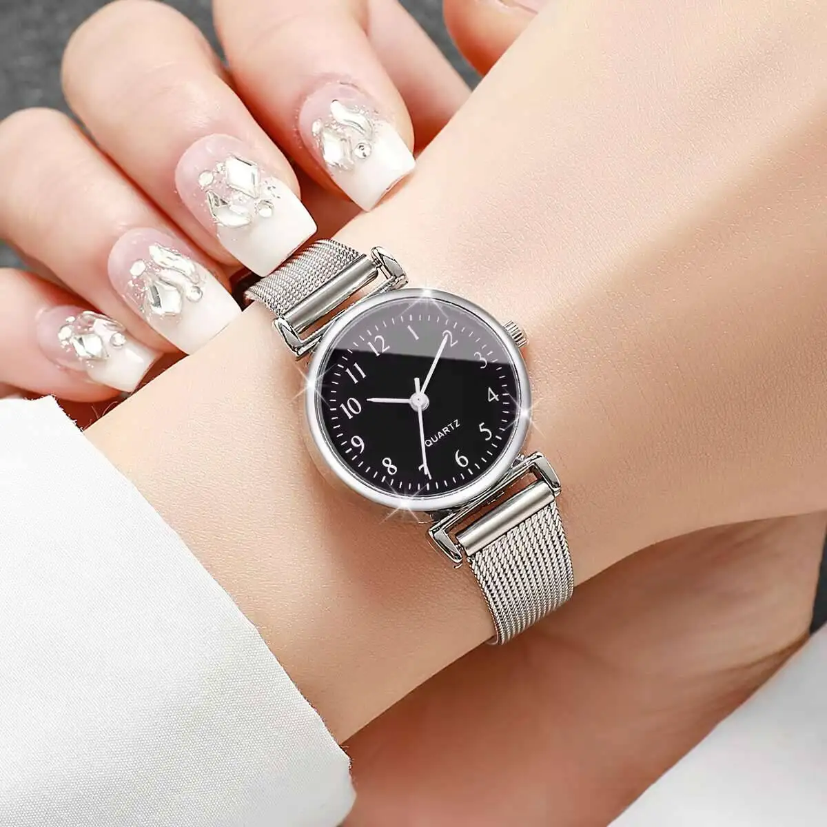 1/2 ชิ้นนาฬิกาแฟชั่นผู้หญิงสาย - Stainless Mesh Band บทวิจารณ์และราคา